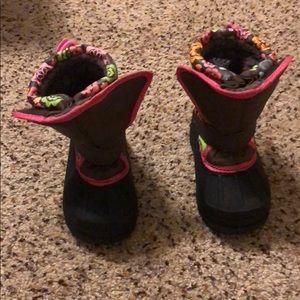Toddler snow boots